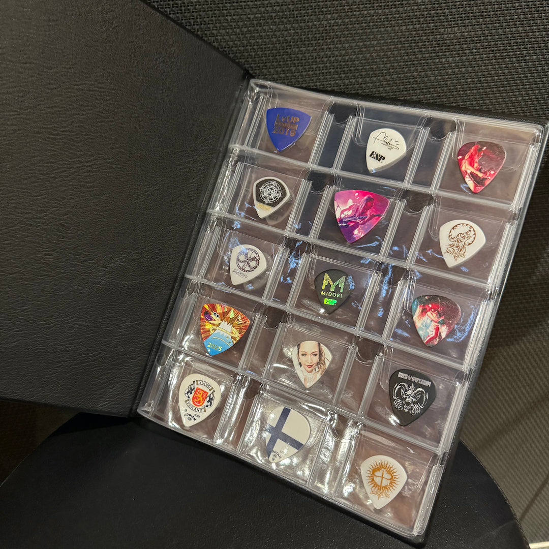 04. Guitar Pick Album